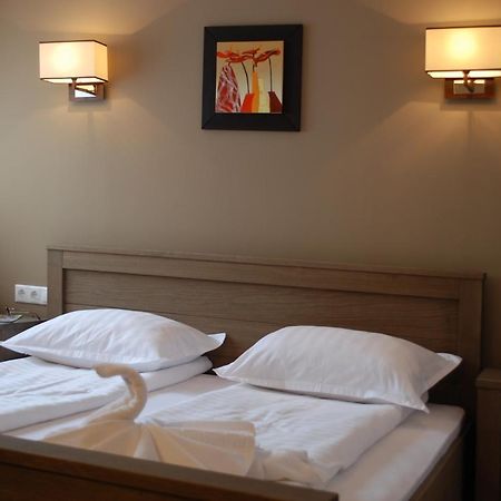 Septimia Hotels & Spa Resort Odorheiu Secuiesc Esterno foto