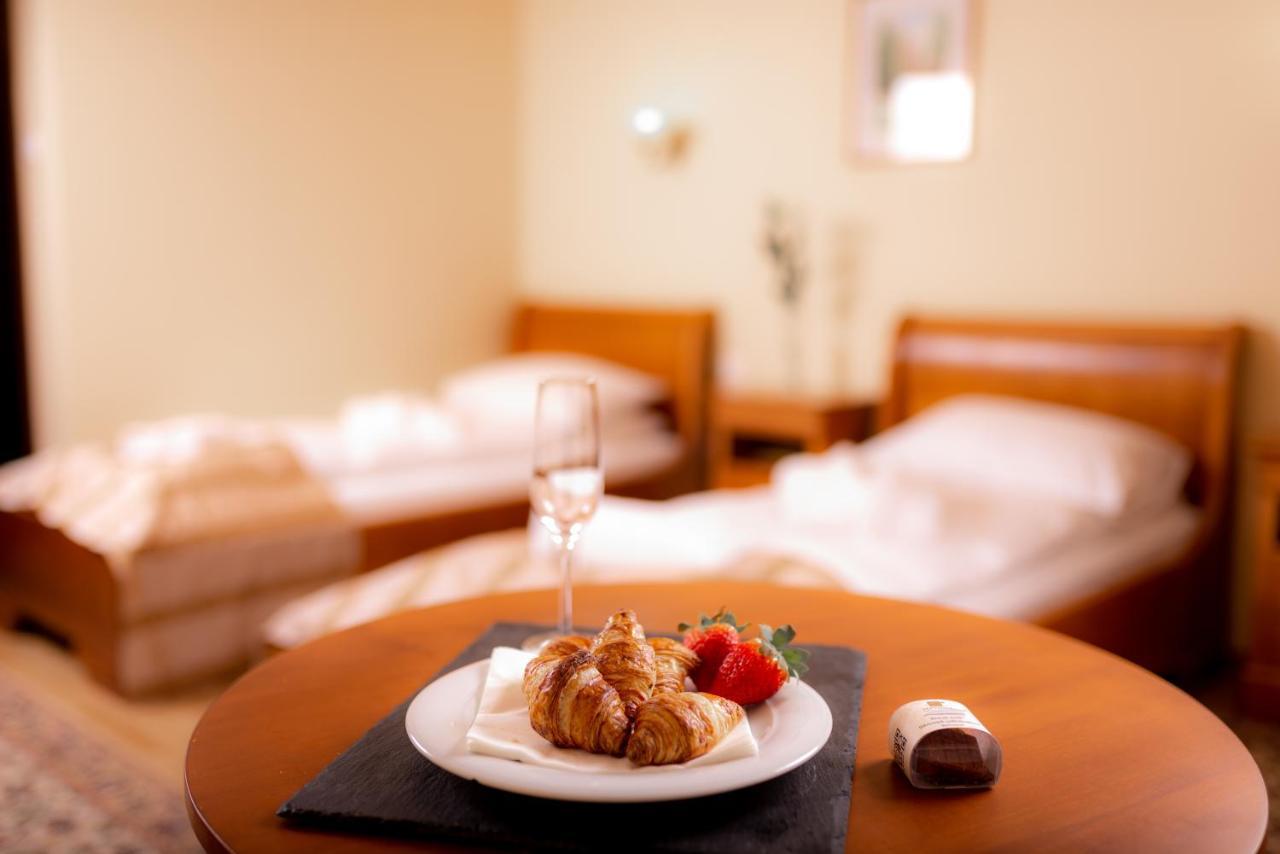 Septimia Hotels & Spa Resort Odorheiu Secuiesc Esterno foto