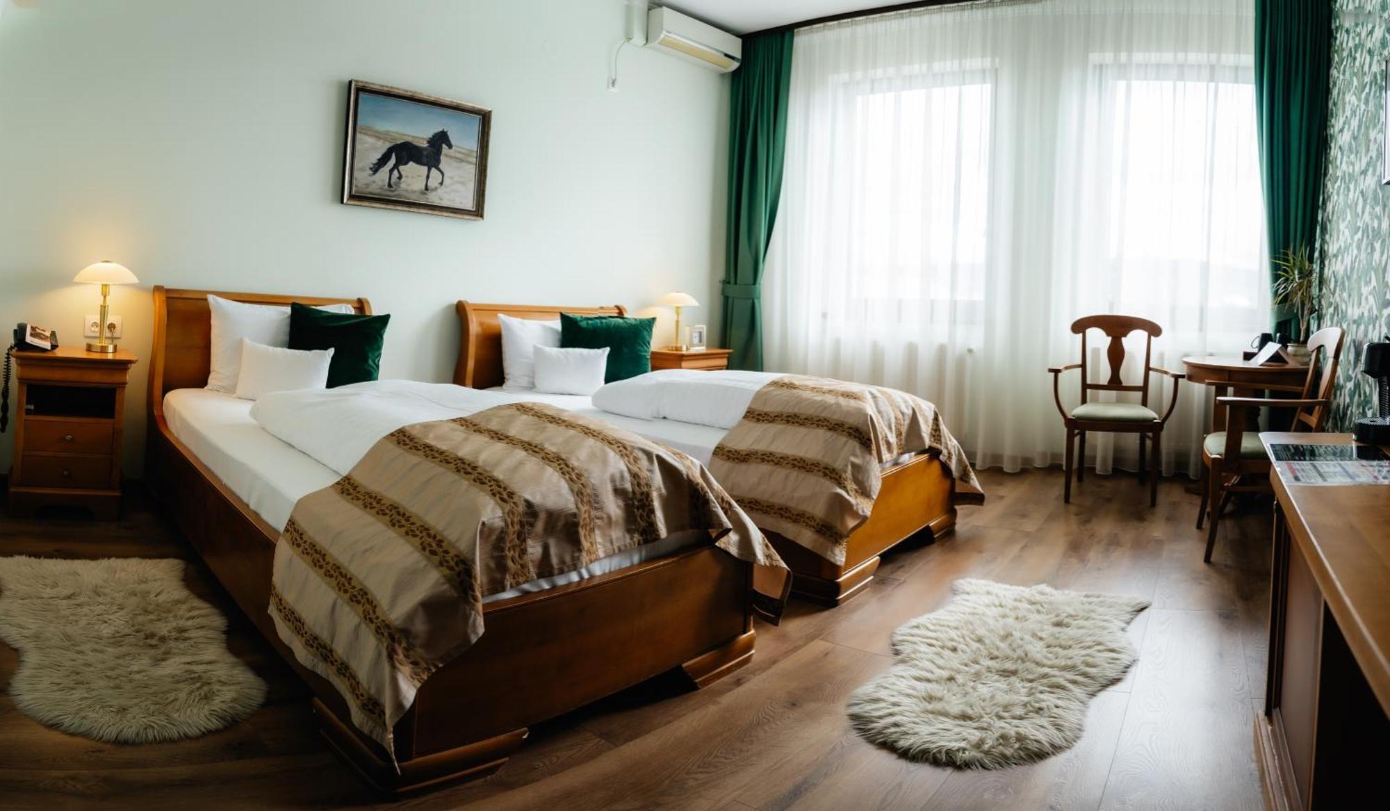 Septimia Hotels & Spa Resort Odorheiu Secuiesc Esterno foto